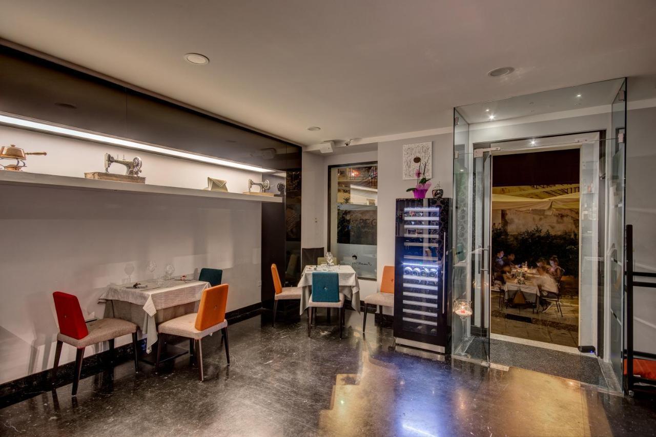 Right House Di Via Sulis - Best Neighborhood In The Town 칼리아리 외부 사진